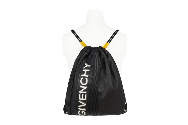 新体制となった Givenchy がモトクロスに着想を得た2018年秋冬プレコレクションを発表 程よいヴィンテージ感が漂うトップスからスニーカーやレザーバッグまでが揃う