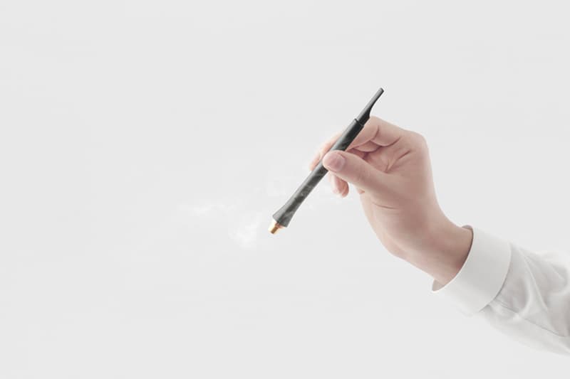 佐藤オオキ率いる nendo が JT と共同開発した第3のタバコ “en” を発表 フレーバーカプセルを火で炙り喫煙する新感覚の電子タバコをチェック Philip Morris Japan フィリップ モリス ジャパン IQOS アイコス JT 日本タバコ産業株式会社 Ploom TECH プルーム・テック British American Tobacco Japan BAT glo グロー 第3のたばこ 加熱式タバコ 佐藤オオキ nendo ネンド en 炎 HYPEBEAST ハイプビースト