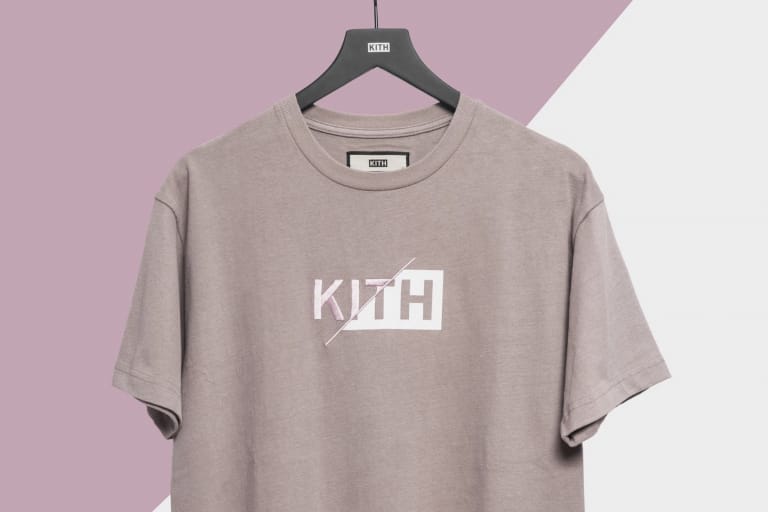 KITH が斬新なスラッシュロゴを採用した新作Tシャツを発表