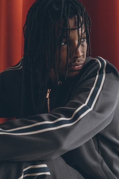 KITH がトレンドアイテムに焦点を当てた最新カプセル “Tracksuit Program” を発表  独特なカラーパレットを採用した玄人必見のアパレルウェアがずらり Nike ナイキ Timberland ティンバーランド Champion チャンピオン Makavelic マキャベリック adidas アディダス Columbia コロンビア コラボレーター ロニー・ファイグ KITH キス Tracksuit Program Brick Dust 赤茶 Vintage Violet 薄紫 Sage Tan トラックスーツ ハーフジップジャケット フーディ Tシャツ キャップ アパレルウェア Fred Perry フレッド・ペリー 月桂樹 65ドル 約7,102円 225ドル 約24,585円 4月27日 オンラインストア HYPEBEAST ハイプビースト