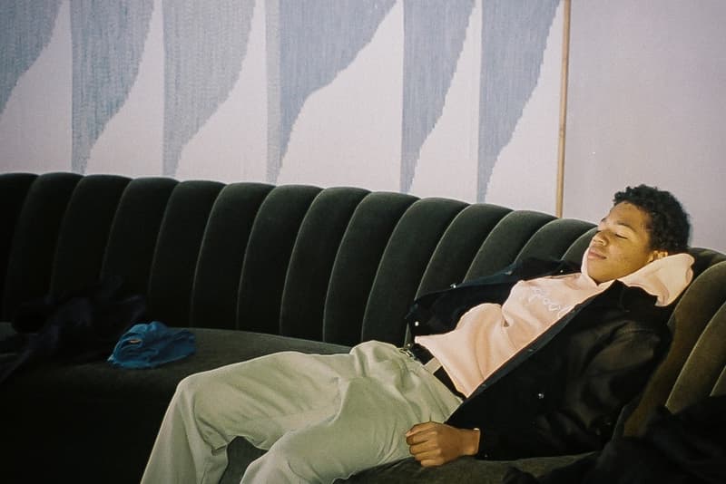 キース・ハフナゲルが手がける Metropolitan より2018年春夏ルックブック第2弾が到着 スタイリッシュを極めたストリートヘッズ必見の即戦力アイテムが続々登場 スケートクリップ HUF 001 HUF ハフ レジェンドスケーター Keith Hufnagel キース・ハフナゲル OGブランド Metropolitan メトロポリタン パステルカラー 肉厚のフーディ ロングスリーブTシャツ デニムジャケット 6パネルキャップ オンラインストア HYPEBEAST ハイプビースト