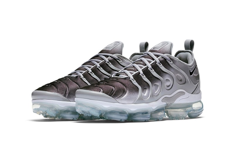 Nike よりグラデカラーでより個性的な表情に生まれ変わった新作 Air VaporMax Plus が2型登場 LGBTをサポートする“Be True”コレクションの2018年版との噂も…… Air Monarch エア モナーク ダッドスニーカー M2K Tekno Air Jordan 1 Homage to Home Air Max Day 3月26日 Nike ナイキ 3月1日（木） Air VaporMax Plus TPUケージ Airユニット ネオプレーンアッパー レインボー ACRONYM® アクロニウム LGBT セクシャルマイノリティ Be True 4月26日（現地時間） 190ドル 約20,454円  HYPEBEAST ハイプビースト
