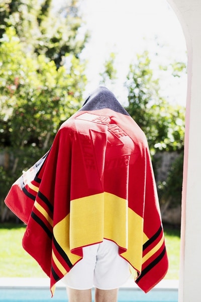 Palace x adidas Originals による新作コラボアイテムをフィーチャーした2018年夏ルックブックが登場
