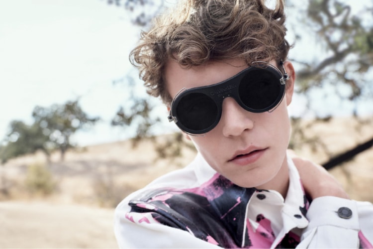 Calvin Klein よりレトロな風貌に包まれた最新アイウェアコレクションが登場