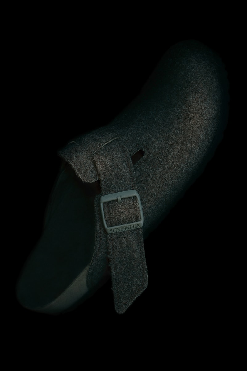 Rick Owens x BIRKENSTOCK の記念すべき初コレクションがベールを脱ぐ 〈BIRKENSTOCK〉の定番モデルに退廃的なゴシック要素を追加 去る1月に発表された〈Rick Owens（リック・オウエンス）〉と〈BIRKENSTOCK（ビルケンシュトック）〉のコラボレーションシリーズがいよいよリリースの時を迎える。  〈BIRKENSTOCK〉の定番モデルであるArizona、Madrid、Bostonをベースに、ラグジュアリーブランドならではの4種類の高級素材（アーミーフェルト、スエード、フルグレインレザー、ロングヘアーカウ）を大胆に使用。3型ともフルレザーのフットベットライニング仕様となっている。カラーリングは、〈Rick Owens〉のセカンドライン〈DRKSHDW（ダークシャドウ）〉がそのままカラー名になった独特のくすんだ色味をはじめ、ブラック、グレー、ブラウンなど、 同ブランドを象徴するような色調で統一されている。 これらのサンダルに加え、3種類のソックスも同時発売となる。  現在〈Rick Owens〉の公式サイトにてプレオーダーを受け付けているが、4月17日（火）より両ブランドの取扱い店にて販売開始予定とのこと。  上のフォトギャラリーよりビジュアルの詳細をチェックし、お気に入りの1足を見つけてみては。