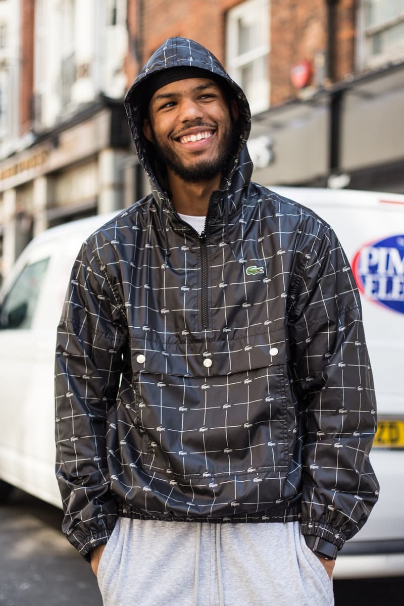 Supreme x Lacoste が登場した #WEEK9 のロンドンローンチをレポート 国内ローンチに備えてコラボアイテムを纏った〈Supreme〉ファンたちのストリートスナップをチェックせよ