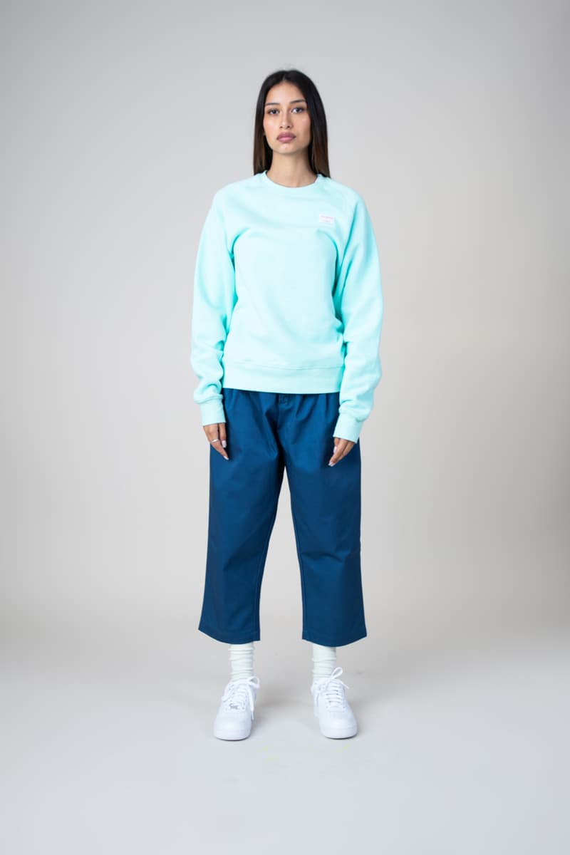 Dickies x UNION LA より古典的なアイテムを現代的に再構築した最新カプセルが登場 懐かしさを感じる色使いとアイコニックなロゴを際立たせた新感覚なワークウェアを提案 KAWS UNION ユニオン Noah ノア ROKIT ロキット Chris Gabbs クリス・ギブス UNION Los Angeles Dickies ディッキーズ GET OFF MY DICKIES コーチジャケット ボタンダウンシャツ フーディ ロングスリーブTシャツ ロゴTシャツ キャップ パステルカラー オンラインストア HYPEBEAST ハイプビースト