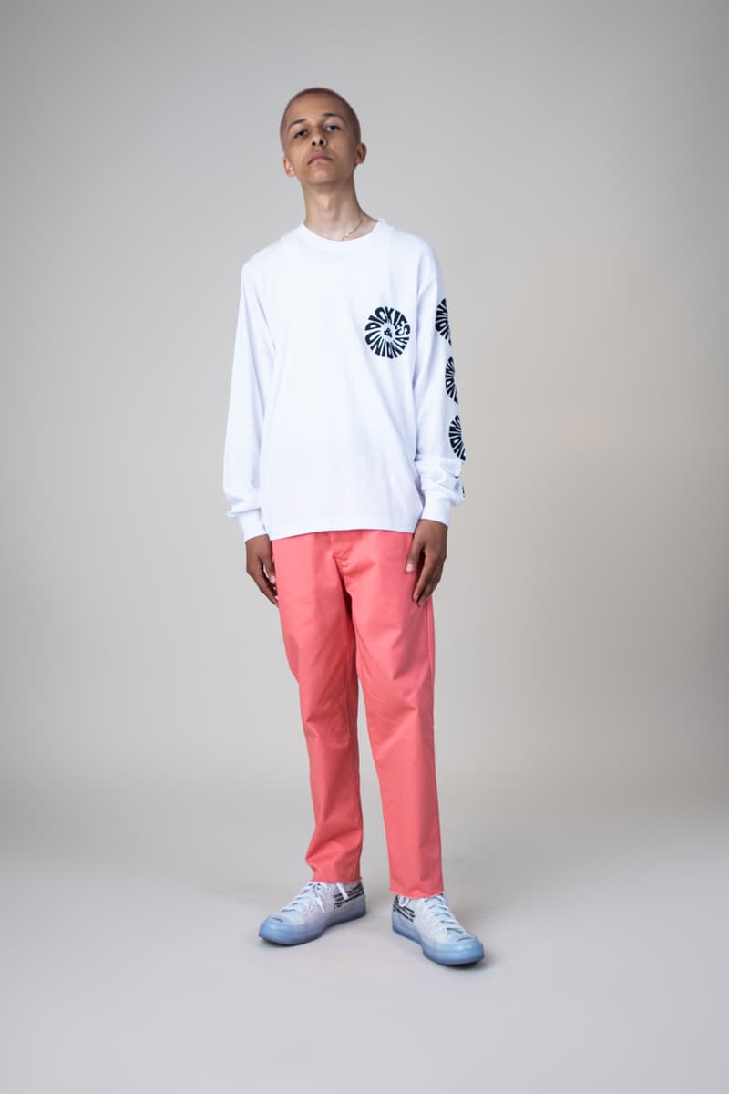 Dickies x UNION LA より古典的なアイテムを現代的に再構築した最新カプセルが登場 懐かしさを感じる色使いとアイコニックなロゴを際立たせた新感覚なワークウェアを提案 KAWS UNION ユニオン Noah ノア ROKIT ロキット Chris Gabbs クリス・ギブス UNION Los Angeles Dickies ディッキーズ GET OFF MY DICKIES コーチジャケット ボタンダウンシャツ フーディ ロングスリーブTシャツ ロゴTシャツ キャップ パステルカラー オンラインストア HYPEBEAST ハイプビースト