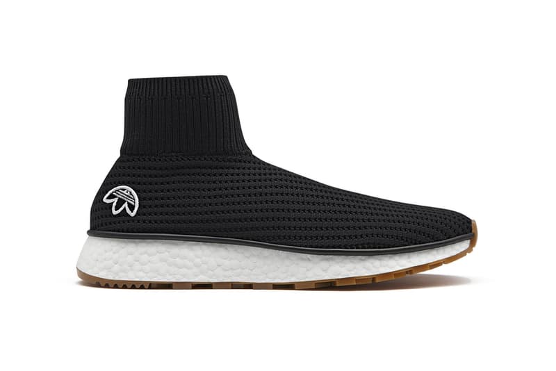 adidas Originals by Alexander Wang Season 3 第2弾のアイテム一覧が公開 adidas Originals by Alexander Wang Season 3 第2弾のアイテム一覧が公開 先月末に立ち上がりを迎えた〈adidas Originals by Alexander Wang(アディダス オリジナルス バイ アレキサンダー ワン)〉の最新コレクション“Season 3”より、早くもDrop 2が登場する。今季は工場での検品作業からインスパイアされ、品質管理基準や出荷不良品などのアイディアをモチーフに、〈adidas〉のアイコンを再構築。第2弾のデリバリーではワークウェアにフォーカスを当て、“CAUTION: DO NOT REMOVE(注意。取り外し厳禁)”というピクセルフォントをキーデザインに採用している。アパレルの注目は開襟タイプのコーチジャケットと、重量感のあるピケ素材を採用したクルーネック&トラックパンツのセットアップ。また、シューズカテゴリーからはAW Bball Soccerの新色とともにソックスランナータイプのRun Clean BOOSTも登場するほか、今回は〈adidas Originals by Alexander Wang〉初のレディースアイテムも展開される。 Alexander Wangの前衛的な哲学を色濃く反映した“Season 3”の第2弾は、〈adidas Originals〉と〈AW〉の直営店とオンライン、そして厳選された一部リテーラーにて5月19日(土)より発売開始。アイテム一覧は、上のフォトギャラリーからご確認を。 あわせて、W杯の歴史を讃える〈adidas Originals〉のユニフォームコレクションもお見逃しなく。 HYPEBEAST