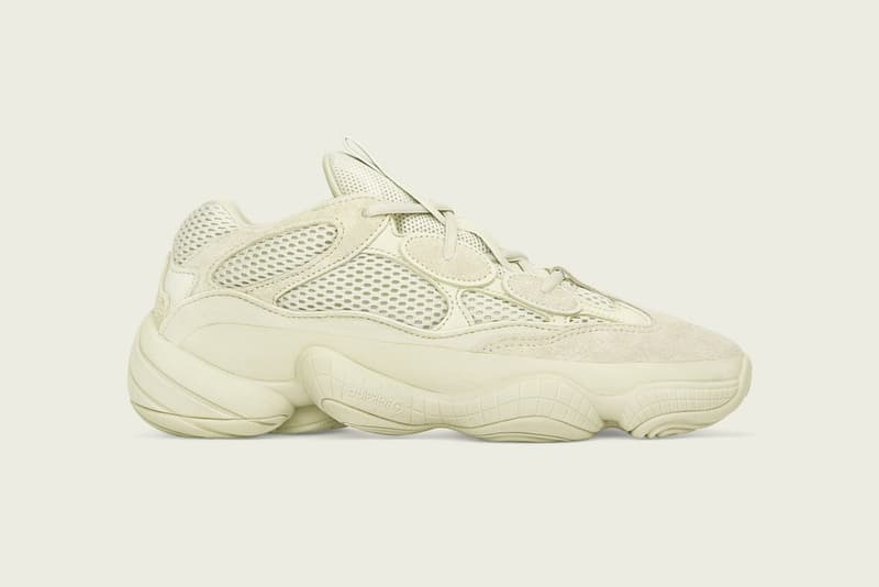 YEEZY 500 の新色 “Supermoon Yellow” の国内取扱店舗＆発売日が決定 異素材のコントラストでどこか幻想的な雰囲気さえ漂う一足が遂に市場へ スニーカーシーンに絶えず話題を振りまく〈adidas（アディダス）〉とKanye West（カニエ・ウェスト）のコラボレートライン“adidas + KANYE WEST”より、YEEZY 500の新色“Supermoon Yellow”に関する国内取扱店舗＆発売日の情報が到着した。牛革のスエード、高品質なレザー、そしてメッシュと3種類の異素材でアッパーを構成した本作は、ダイカットのEVAミッドソールと高摩耗性のラバーアウトソールを搭載し、adiPRENE+ Cushioningが優れた衝撃吸収性と反発力を提供。さらにシューレースのアイレットにはリフレクターを搭載し、 暗所での可視性を確保することにも成功している。  YEEZY 500 “Supermoon Yellow”の国内発売日は6月9日（土）で、価格は25,000円（税抜）。取扱店舗一覧は、以下のリストをチェック。  ちなみに、’Yeは現在〈YEEZY（イージー）〉と自身のプロモーションを担当する広報役を探しているようだが、彼が設けた募集要項はご存知？  YEEZY 500 “Supermoon Yellow” 取扱店舗 アディダス オリジナルス フラッグシップ ストア トウキョウ アディダス オンラインショップ http://shop.adidas.jp/originals/yeezy/  mita sneakers Styles 代官山 伊勢丹新宿店 Undefeated Tokyo United Arrows & Sons GR8 BEAMS 原宿 BILLY’S ENT The HEARTBREAKERS atmos Blue Omotesando HYPEBEAST