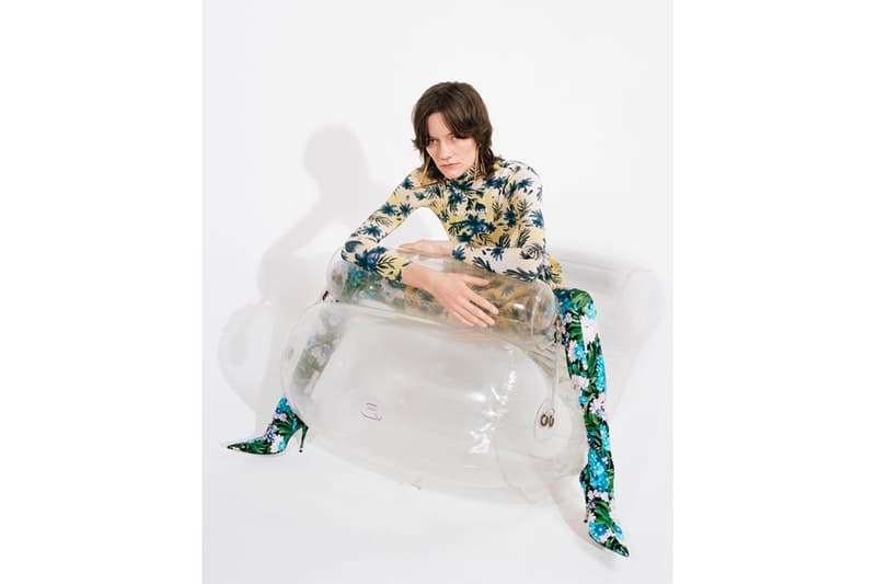 Balenciaga が2018年秋コレクションのプレオーダー会＆発売日を公開 チェック柄やストライプ模様といった秋冬の定番パターンを多様した玄人好みのアイテムが多数登場 中国人顧客 人種差別的 2018年春夏コレクション第1弾 デリバリー Balenciaga バレンシアガ 2018年プレフォールコレクション Instagram プレオーダー開始日 店頭販売日時 オンラインストア Kanye West カニエ・ウェスト Virgil Abloh ヴァージル・アブロー HYPEBEAST ハイプビースト