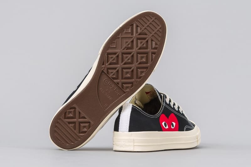 PLAY COMME des GARÇONS x Converse による最新コラボフットウェアが計4型ゲリラリリース ヴァージルコラボでも話題沸騰中のChuck Taylor ‘70をベースモデルに採用 CDG COMME des GARÇONS コム デ ギャルソン ワンポイント Converse コンバース グラフィックアーティスト Filip Pagowski フィリップ・パゴウスキー ハートロゴを Virgil Abloh ヴァージル・アブロー Chuck Taylor ‘70 Hi Low ブラック ホワイト 125ドル 約13,685円 HYPEBEAST ハイプビースト
