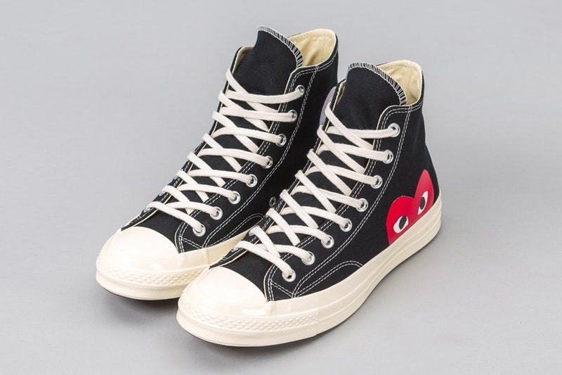 PLAY COMME des GARÇONS x Converse による最新コラボフットウェアが計4型ゲリラリリース ヴァージルコラボでも話題沸騰中のChuck Taylor ‘70をベースモデルに採用 CDG COMME des GARÇONS コム デ ギャルソン ワンポイント Converse コンバース グラフィックアーティスト Filip Pagowski フィリップ・パゴウスキー ハートロゴを Virgil Abloh ヴァージル・アブロー Chuck Taylor ‘70 Hi Low ブラック ホワイト 125ドル 約13,685円 HYPEBEAST ハイプビースト