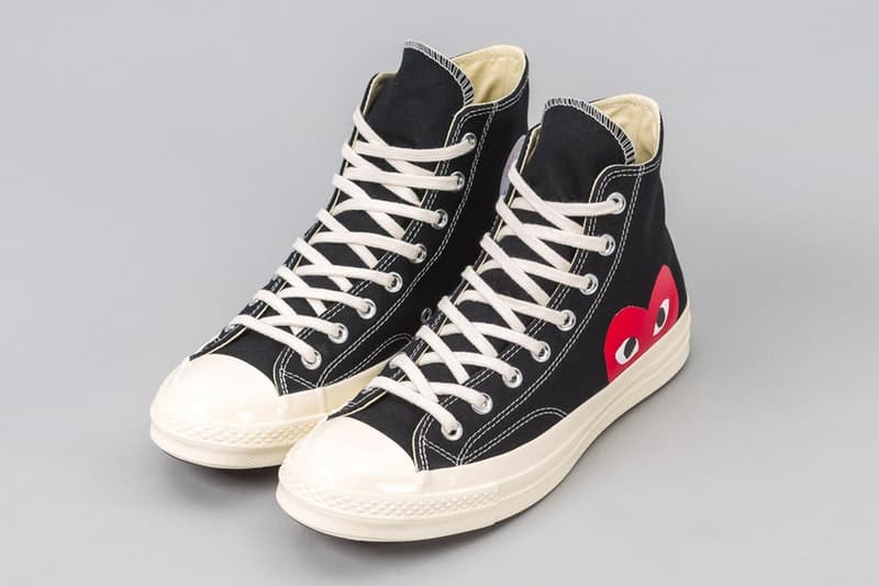 PLAY COMME des GARÇONS x Converse による最新コラボフットウェアが計4型ゲリラリリース ヴァージルコラボでも話題沸騰中のChuck Taylor ‘70をベースモデルに採用 CDG COMME des GARÇONS コム デ ギャルソン ワンポイント Converse コンバース グラフィックアーティスト Filip Pagowski フィリップ・パゴウスキー ハートロゴを Virgil Abloh ヴァージル・アブロー Chuck Taylor ‘70 Hi Low ブラック ホワイト 125ドル 約13,685円 HYPEBEAST ハイプビースト