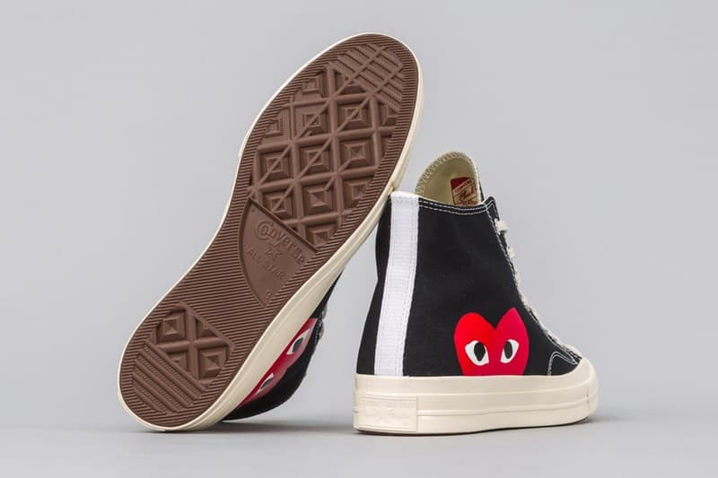 PLAY COMME des GARÇONS x Converse による最新コラボフットウェアが計4型ゲリラリリース ヴァージルコラボでも話題沸騰中のChuck Taylor ‘70をベースモデルに採用 CDG COMME des GARÇONS コム デ ギャルソン ワンポイント Converse コンバース グラフィックアーティスト Filip Pagowski フィリップ・パゴウスキー ハートロゴを Virgil Abloh ヴァージル・アブロー Chuck Taylor ‘70 Hi Low ブラック ホワイト 125ドル 約13,685円 HYPEBEAST ハイプビースト