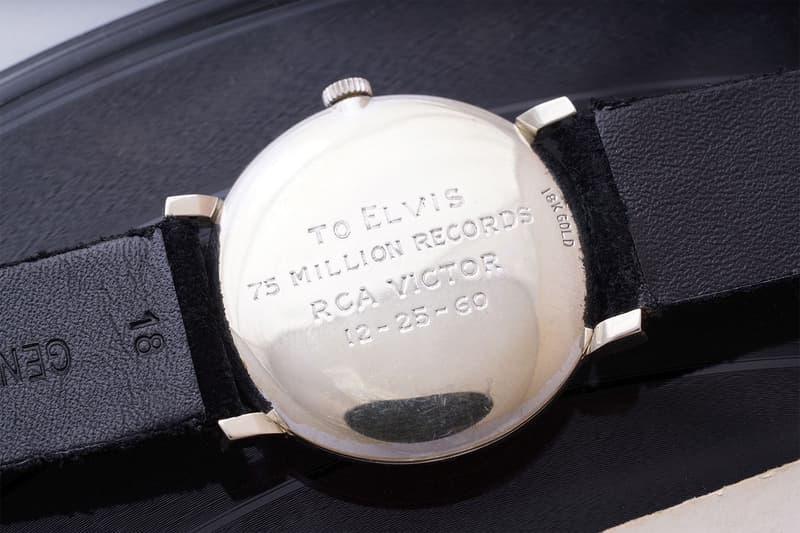エルヴィス・プレスリーが生前愛用した OMEGA の腕時計が約1.6億円で落札される 〈Tiffany & Co.〉のブランディングや44石ものダイアモンドが敷き詰められた世界に2つとない逸品をチェック Michael Jackson マイケル・ジャクソン タッセルローファー Elvis Presley エルヴィス・プレスリー OMEGA オメガ フィリップス RCA Records RCAレコード 44石 ダイアモンド Tiffany & Co. ティファニー ブランディング 1,500,000スイスフラン 約1億6,530万円 HYPEBEAST ハイプビースト