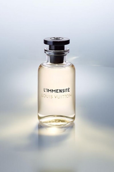 Louis Vuitton が初のメンズ向けフレグランスコレクション “Les Parfums” をリリース 本能のままに新たな自分を探す冒険家のようなエネルギーに満ち溢れた5つの香りがラインアップ Louis Vuitton ルイ・ヴィトン メンズライン初 5種 オリジナルフレグランス Jacques Cavallier ジャック・キャヴァリエ パルファムコレクション Les Parfums L’lmmensite リマンシテ Nouveau Monde ヌーボー・モンド Au Hasard オーアザール Orage オラージュ Sur la Route スール・ラ・ルート 公式オンラインサイト ボトルデザイン HYPEBEAST ハイプビースト