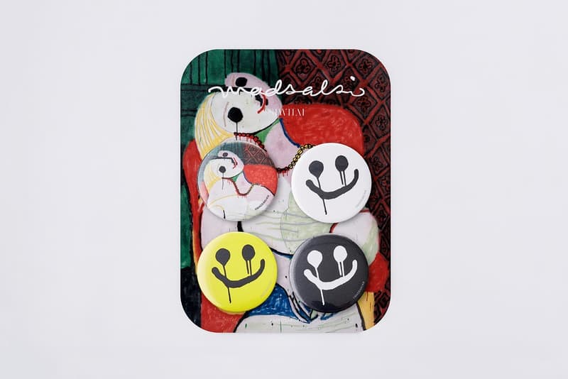 MADSAKI の個展 “Coｍbination Platter” を祝う限定コレクションが登場 パブロ・ピカソの名画をモジッたプリントTシャツや〈Globe〉とのコラボスケートデッキを含む、ライフスタイルアイテムが多数ラインアップ スマイルマーク 安倍晋三 村上隆 MADSAKI マサキ Coｍbination Platter コンビネーションプラッター コラボコレクション ギャラリーペロタン Central Embassy パブロ・ピカソ Tシャツ 灰皿 ライター Globe グローブ コラボスケートデッキ トートバッグ マグカップ 缶バッヂ SIWILAI HYPEBEAST ハイプビースト