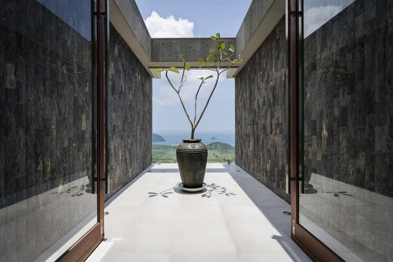 南国インドネシアに建つ“亜洋折衷”でチルムード漂う豪邸 Maleo Residence をチェック ロンボク島 HYPEBEAST ハイプビースト