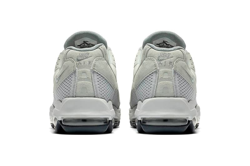 夏仕様にメイクオーバーされたNike Air Max 95 Ultra Premium BR 暑くなる季節に嬉しい涼しげな装いのAM95がスタンバイ 数多くの伝説を持つ〈Nike（ナイキ）〉Air Max 95の歴史に新たな1ページが加わる。Air Max 95 Ultra Premium BRは、2015年に同シューズの生誕20周年を記念して制作され、以来断続的にリリースされているAir Max 95 Ultraシリーズの最新作となる。  人間の筋肉からヒントを得たという同モデルを特徴付ける流線的なアッパーは、オリジナルモデルと比べレイヤーを簡略化、通気性の良い軽量のメッシュ素材を使用し、アクセントにスエードを重ねた構成で、トゥキャップには上質なレザーが用いられている。また、ソールにもマイナーチェンジが施され、過去のAM95 Ultraシリーズや2016年に復刻リリースのAir Max 96でも使用されてきたボリューム感を抑えたAIRユニットに置き換えられ、アウトソールも同パターンを踏襲。現状、カラーウェイは、グレー/カーキとホワイト/サーモンピンク、オールブラックの3色が確認されている。  リリースに関する詳細は公式発表されていないが、上のフォトロールよりそのビジュアルをチェックし、今後の〈Nike〉のアップデートに備えよう。