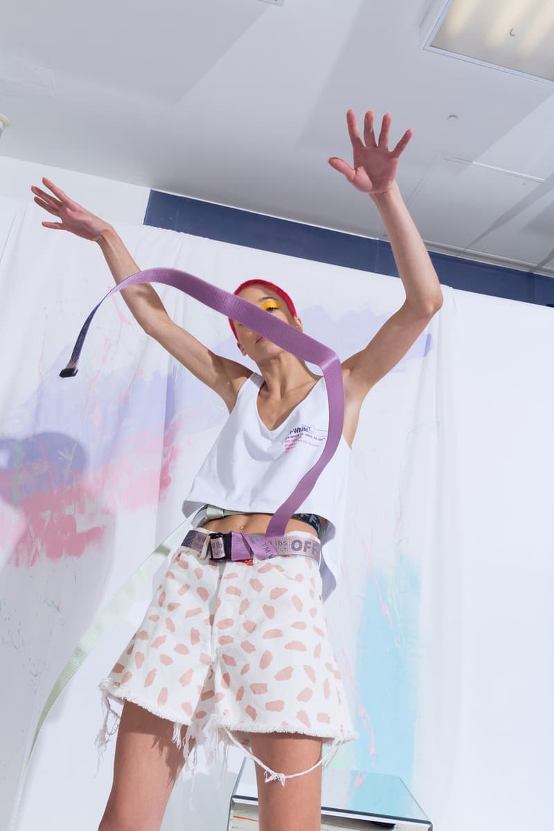 Off-White™ と The Webster が夏の訪れを感じさせる色鮮やかなカプセルコレクションを制作 アンディ・ウォーホルやジャスパー・ジョーンズが活躍した60年代のソーホーが着想源 HYPEBEAST 今年1月に〈Raf Simons（ラフ・シモンズ）〉ともコラボレーションした高感度セレクト『The Webster（ザ・ウェブスター）』がソーホー店オープンを記念して、Virgil Abloh（ヴァージル・アブロー）が主宰する〈Off-White™（オフホワイト）〉を招聘し、カプセルコレクションを制作した。現在は不動産価値が高騰して一等地となってしまったが、Andy Warhol（アンディ・ウォーホル）やJasper Johns（ジャスパー・ジョーンズ）が暮らしていた60年代のソーホーに着想を得た同コレクションでは、今後流行が再燃しそうなタイダイのアイテムやグラデーションロゴを採用したフーディ、Tシャツなどを展開する。〈Off-White™〉x『The Webster』のカプセルは、5月17日（現地時間）より『The Webster』の実店舗ならびにオンラインストアにて発売開始。イメージビジュアルは、上のフォトギャラリーからご確認を。  ちなみに、『HYPEBEAST』が独占密着で撮影したVirgil初のアート展“PAY PER VIEW”のドキュメンタリーはもうチェックした？