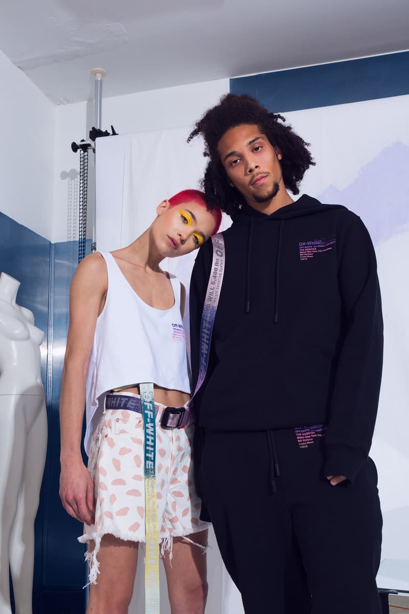 Off-White™ と The Webster が夏の訪れを感じさせる色鮮やかなカプセルコレクションを制作 アンディ・ウォーホルやジャスパー・ジョーンズが活躍した60年代のソーホーが着想源 HYPEBEAST 今年1月に〈Raf Simons(ラフ・シモンズ)〉ともコラボレーションした高感度セレクト『The Webster(ザ・ウェブスター)』がソーホー店オープンを記念して、Virgil Abloh(ヴァージル・アブロー)が主宰する〈Off-White™(オフホワイト)〉を招聘し、カプセルコレクションを制作した。現在は不動産価値が高騰して一等地となってしまったが、Andy Warhol(アンディ・ウォーホル)やJasper Johns(ジャスパー・ジョーンズ)が暮らしていた60年代のソーホーに着想を得た同コレクションでは、今後流行が再燃しそうなタイダイのアイテムやグラデーションロゴを採用したフーディ、Tシャツなどを展開する。〈Off-White™〉x『The Webster』のカプセルは、5月17日(現地時間)より『The Webster』の実店舗ならびにオンラインストアにて発売開始。イメージビジュアルは、上のフォトギャラリーからご確認を。 ちなみに、『HYPEBEAST』が独占密着で撮影したVirgil初のアート展“PAY PER VIEW”のドキュメンタリーはもうチェックした?