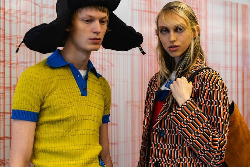 桁外れの高級感で観客を圧倒した Prada 2019年リゾートコレクションの舞台裏に密着 メゾンブランドとしての本気が垣間見えるファブリックデザインをご堪能あれ Prada Sport Prada プラダ ミラノ ニューヨーク 2019年リゾートコレクション 幾何学模様 ジャカード織 ファブリック デザイン パイロット帽 舞台裏 HYPEBEAST ハイプビースト