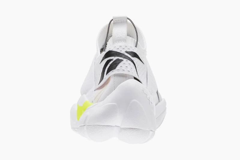 Reebok CLASSIC より爽やかな顔立ちに再構築された DMX Fusion の最新作が登場 抜群の安定性を持つ夏の大本命スニーカーが遂にベールを脱ぐ Rae Sremmurd レイ・シュリマー DMX Fusion DMX GALA PARTY ~EVOLVE WITH THE STREET~ Reebok CLASSIC リーボック クラシック シューレース DMX Fusion AFF DMX Moving Air Technology ULTRAKNIT ワイヤーシステム オンラインストア 135ドル 約15,028円 HYPEBEAST ハイプビースト