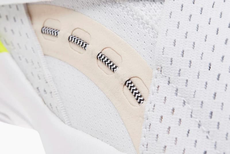 Reebok CLASSIC より爽やかな顔立ちに再構築された DMX Fusion の最新作が登場 抜群の安定性を持つ夏の大本命スニーカーが遂にベールを脱ぐ Rae Sremmurd レイ・シュリマー DMX Fusion DMX GALA PARTY ~EVOLVE WITH THE STREET~ Reebok CLASSIC リーボック クラシック シューレース DMX Fusion AFF DMX Moving Air Technology ULTRAKNIT ワイヤーシステム オンラインストア 135ドル 約15,028円 HYPEBEAST ハイプビースト