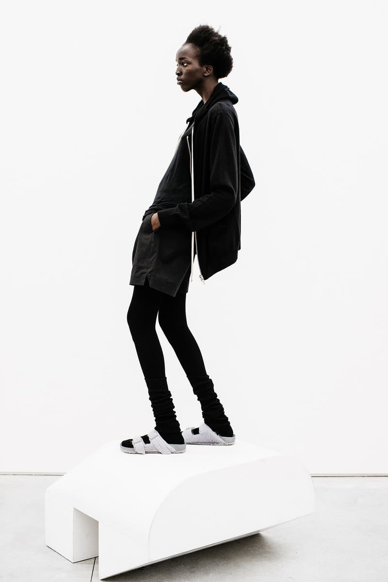 圧倒的な独創性を注入した Rick Owen x BIRKENSTOCK 2018年春夏ルックブック ドイツ発のクラシックスタイルをモードにまで昇華させた今夏の大本命