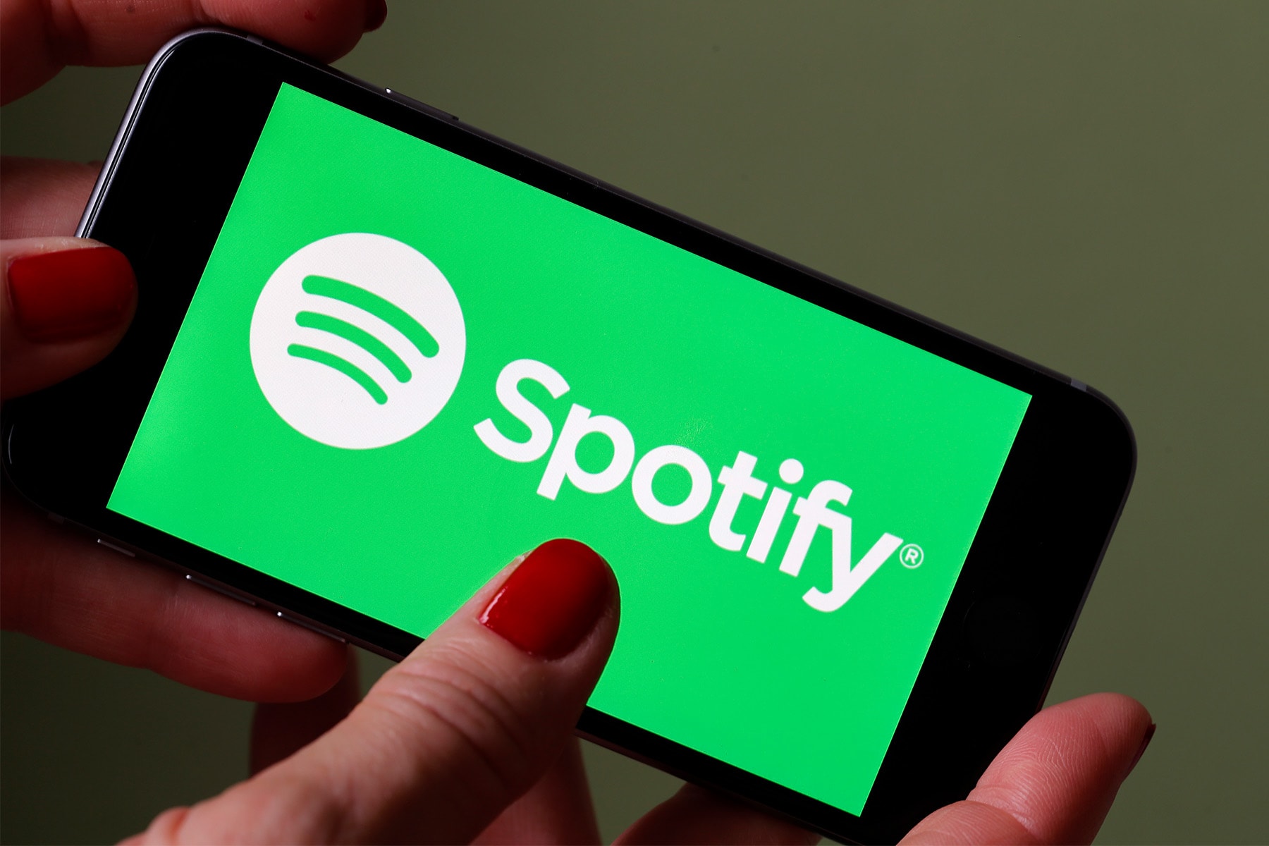 Spotify 上で聴いている楽曲を Instagram ストーリーズでシェアできる連携機能がリリース スポティファイ インスタグラム HYPEBEAST ハイプビースト
