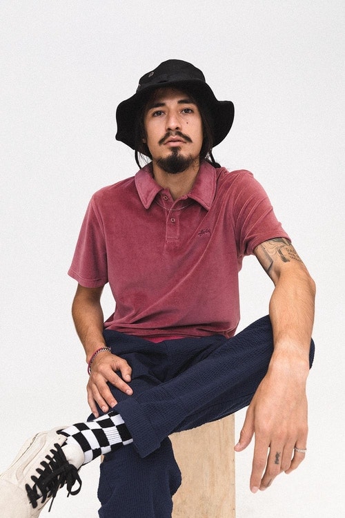 特殊な技法を取り入れ新境地を開拓した STÜSSY 2018年夏コレクション レトロな雰囲気から一転し、サイケデリックな柄やステッチングを採用したミリタリーウェアが多数登場 STÜSSY ステューシー 2018年夏コレクション サイケデリックカルチャー ミリタリーウェア パターン ステッチング プリント技法な タイダイ染 デニムジャケット 開襟シャツ チェッカーボード柄 コーチジャケット チャプター Stüssy.jp HYPEBEAST ハイプビースト