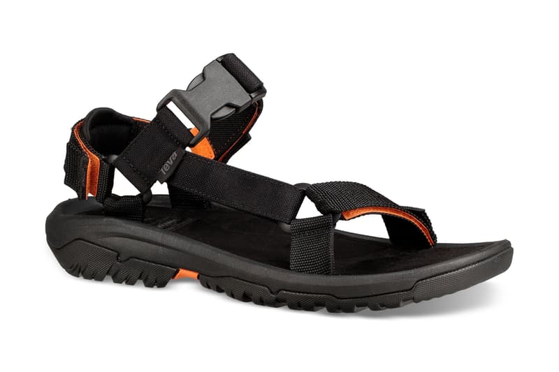 Teva® よりバッグブランドの PORTER との初コラボアイテムが登場