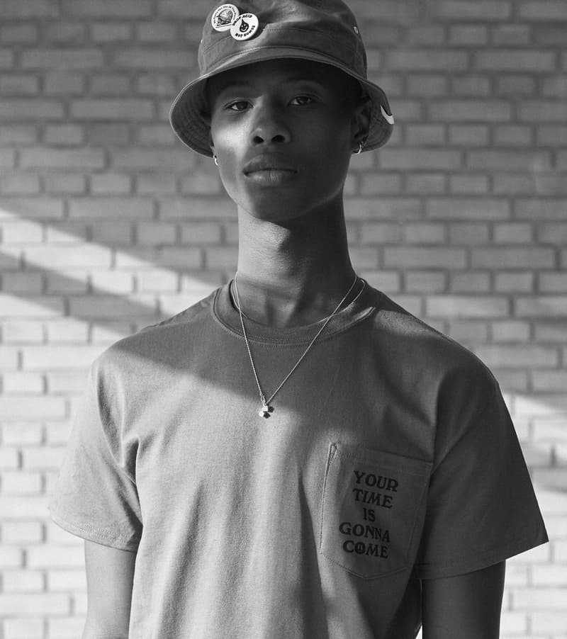 本島も梅雨入りし、本格的な夏の到来がすぐそこまで迫っているこのタイミングで、クリーンな中に独特の着崩しで不良性を表現する〈BEDWIN & THE HEARTBREAKERS（ベドウィン アンド ザ ハートブレイカーズ）〉が2018年夏のスポットコレクションを発表。今回はデンマーク・コペンハーゲンに拠点を置くデザインエージェンシー「Force of Nature」の主宰、Mads Jonassen（マッズ・ヨナンセ）をパートナーに招聘した。〈adidas（アディダス）〉、PlayStation（プレイステーション）、「Red Bull（レッドブル）」といった大手クライアントとの仕事の傍ら、クラシックなグラフィックスタイルをベースに映画業界でもその才能を発揮してきたMadsだが、今回のコレクションでは彼が今伝えたいメッセージを〈BEDWIN〉のプロダクトに落とし込んでいる。  渡辺真史が手がける東京ストリートレーベルの2018年夏スポットコレクションは、6月14日（木）より発売開始。また、当日は『The Heartbreakers』にてMadsを招いたローンチパーティーの開催も予定しているようなので、気になる方はこちらから詳細に目を通してみてはいかがだろうか。  〈SAYHELLO（セイハロー）〉のサマーコレクションや、『HYPEBEAST』限定で公開した〈FACETASM（ファセッタズム）〉の最新ファッションストーリーなど、その他のファッションニュースもお見逃しなく。 BEDWIN & THE HEARTBREAKERS が2018年夏のスポットコレクションを発表 HYPEBEAST