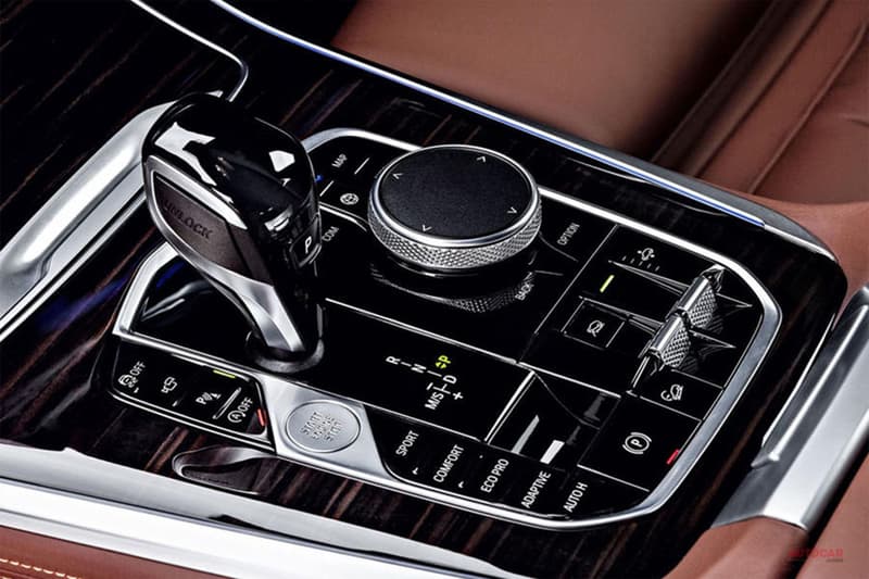 BMW が5年振りにフルモデルチェンジを遂げた新型 X5 を発表 最新鋭の装備とボディサイズの大型化で極上のプレミアムカーに一新 Honda ホンダ TOYOTA トヨタ 小型ビジネスジェット機 FCV 素燃料電池車 ドイツ・ミュンヘン BMW BMW X5 SAV スポーツアクティビティビークル 緊急停止アシスト Audi アウディ HYPEBEAST ハイプビースト