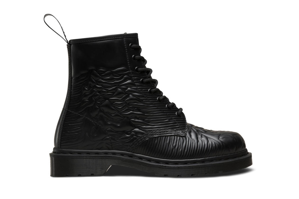見逃したくない今週のリリースアイテム 7 選（2018|6/11~6/17）〈Off-White™〉x〈NikeLab〉によるW杯記念のフットボールコレクションに加え、〈7 Moncler Fragment Hiroshi Fujiwara〉がデリバリー開始 HYPEBEAST ハイプビースト