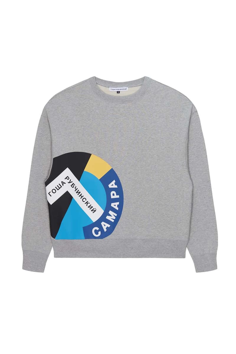 Gosha Rubchinskiy x adidas によるロシアW杯記念のコラボアイテム一覧が解禁 ロシア国旗をインスピレーション源としたポップでストリートなアイテムが多数ラインアップ 2018 FIFAワールドカップロシア Gosha Rubchinskiy ゴーシャ・ラブチンスキー adidas アディダス ロシア キリル文字 サッカーシャツ スウェット スリーストライプス 三本線 Predator 18+ Boot Dover Street Market Ginza リテーラー HYPEBEAST ハイプビースト