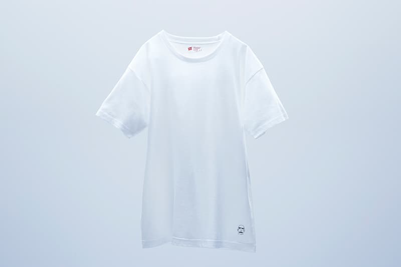 Hanes Japan Fit からSF映画の金字塔『スター・ウォーズ』を招聘した特別限定パックシリーズが登場 コラボプロジェクト第1弾では、新定番“Japan Fit”にダークサイドの象徴的キャラクターをプリントした2型のデザインパックを展開 Kate Moss ケイト・モス Kendall Jenner ケンダル・ジェンナー Supreme シュプリーム STÜSSY ステューシー Hanes ヘインズ スターウォーズ 赤パック 青パック ゴールドパック Japan Fit ジャパンフィット ストームルーバー ダース・ヴェイダー 2018年6月29日（金） HYPEBEAST ハイプビースト