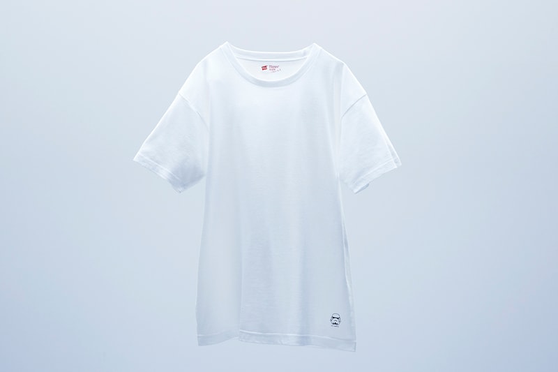 Hanes Japan Fit からSF映画の金字塔『スター・ウォーズ』を招聘した特別限定パックシリーズが登場 コラボプロジェクト第1弾では、新定番“Japan Fit”にダークサイドの象徴的キャラクターをプリントした2型のデザインパックを展開 Kate Moss ケイト・モス Kendall Jenner ケンダル・ジェンナー Supreme シュプリーム STÜSSY ステューシー Hanes ヘインズ スターウォーズ 赤パック 青パック ゴールドパック Japan Fit ジャパンフィット ストームルーバー ダース・ヴェイダー 2018年6月29日（金） HYPEBEAST ハイプビースト
