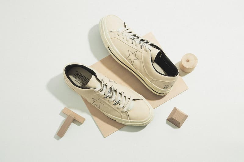 Midnight Studios x Converse のコラボレーションモデルにクローズアップ 裏表を反転させたChuck Taylor ’70とOne Starが登場 Shane Gonzalez(シェーン・ゴンザレス)のティーザー公開によりその存在が気になっていた人も多いであろう、〈Midnight Studios(ミッドナイト スタジオ)〉と〈Converse(コンバース)〉のコラボレーションシューズにクローズアップ。本コレクションでは、Chuck Taylor All Star ’70とOne Starの2型の裏表を反転させることで、斬新ながらも大きな違和感を感じることのない生成りのキャンバススニーカーを展開する。 Chuck Taylorはシグネチャーであるアンクルパッチまで内側へ隠れてしまっているものの、通常は見えることのないシュータン裏のディテールが顔を覗かせ、一方のOne Starはサイドの星がステッチで表現されているため、どことなくオリジナルに近い外観となっている。また、どちらのモデルにも〈Midnight Studios〉と〈Converse〉のブランディングを配したシューレースをループ。若きShaneのクリエイティブマインドを落とし込んだChuck Taylor All Star ’70とOne Starは現在、厳選された一部リテーラーにて販売中だ。 あわせて、〈Converse〉が日本で立ち上げた国内初のスケートボーディングライン〈CONVERSE SKATEBOARDING〉の情報もチェックしておこう。