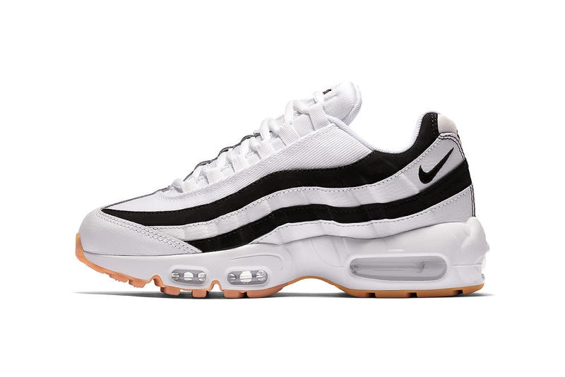 Nike がイタリアの名門サッカークラブに敬意を表して Air Max 95 “Juventus” を復刻 2003年モデルにマイナーチェンジを施したビアンコネーロを纏うAM95 日本のスニーカーブームの火付け役として今なお圧倒的な人気を誇る〈Nike（ナイキ）〉のAir Max 95より、2003年に登場した“Juventus”が復活する。本作はホワイト/ブラック、つまりビアンコネーロを纏ったイタリアの名門クラブを彷彿させる配色デザインが最大の特徴。ただし、OGモデルとは若干異なり、かかと部分のスウッシュをゴールドからブラックに、そしてアウトソールもガムソールへと変更されるなど、ディテールにマイナーチェンジが施されている。  気になる人も多いであろうAM95 “Juventus”の新モデルだが、肝心の発売日と取扱店舗は現状不明。ヘッズ諸君は、引き続き『SNKRS』ならびにキーアカウントからのアナウンスを小まめにチェックしていこう。  ちなみに、〈Nike〉とPlayStationのコラボAir Force 1のビジュアルはもうチェック済み？
