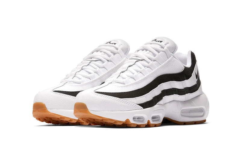 Nike がイタリアの名門サッカークラブに敬意を表して Air Max 95 “Juventus” を復刻 2003年モデルにマイナーチェンジを施したビアンコネーロを纏うAM95 日本のスニーカーブームの火付け役として今なお圧倒的な人気を誇る〈Nike（ナイキ）〉のAir Max 95より、2003年に登場した“Juventus”が復活する。本作はホワイト/ブラック、つまりビアンコネーロを纏ったイタリアの名門クラブを彷彿させる配色デザインが最大の特徴。ただし、OGモデルとは若干異なり、かかと部分のスウッシュをゴールドからブラックに、そしてアウトソールもガムソールへと変更されるなど、ディテールにマイナーチェンジが施されている。  気になる人も多いであろうAM95 “Juventus”の新モデルだが、肝心の発売日と取扱店舗は現状不明。ヘッズ諸君は、引き続き『SNKRS』ならびにキーアカウントからのアナウンスを小まめにチェックしていこう。  ちなみに、〈Nike〉とPlayStationのコラボAir Force 1のビジュアルはもうチェック済み？