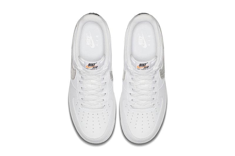 Nike の “Just Do It” 30周年記念パックに今度は Air Force 1 が追加 サイドのスウッシュを“Just Do It”でカスタマイズしたクリーンなAF1がまもなくリリース？ NIKE,NIKE AIR FORCE 1,NIKE AIR FORCE 1 LOW