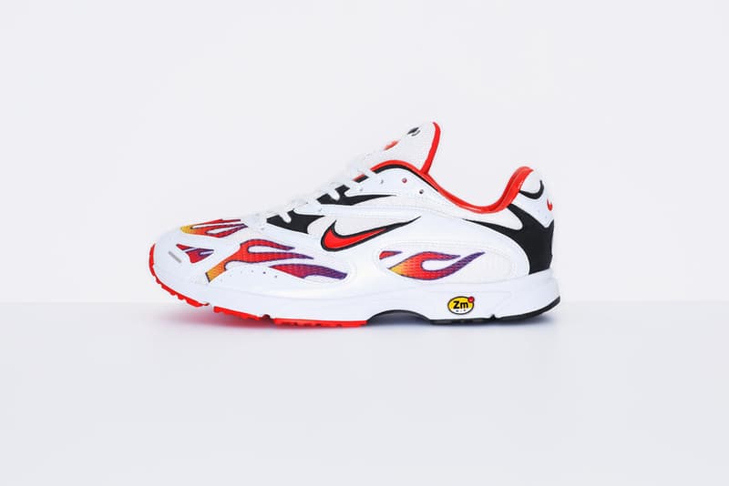 Supreme x Nike Air Streak Spectrum Plus が #WEEK18 にリリース決定 かねてから噂されてきたフレイムパターンを纏う一足が遂に市場へと投下される 〈Supreme（シュプリーム）〉の2018年春夏コレクションも残すところあとわずか。だが、今週末の#WEEK18では遂に、かねてからリリースが噂されてきた〈Nike（ナイキ）〉とのコラボスニーカーが姿を現すようだ。Air Streak Spectrum Plusと題した本作は、フレイムパターンを採用したメッシュアッパーが最大の特徴で、PhylonとZoom Airがソールユニットを構築。また、シュータンには〈Nike〉と〈Supreme〉のパッチを縦に並べて配置したほか、ヒールには世界地図のリフレクトロゴがあしらわれている。  全2色展開となるAir Streak Spectrum Plusは、6月14日（木）に国外リリースを終えたのち、6月16日（土）から〈Supreme〉の国内直営店にて販売。   〈Sup〉のファンは、“CFDA Fashion Awards（CFDA ファッションアワード）”におけるJames Jebbia（ジェームス・ジェビア）の受賞映像もチェックしてみてはいかがだろうか？ HYPEBEAST