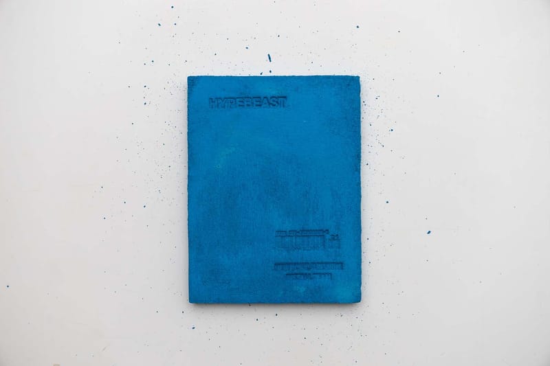 ブルーのコンクリートで包み込んだ特別な『HYPEBEAST Magazine Issue 21』が50部限定で発売決定