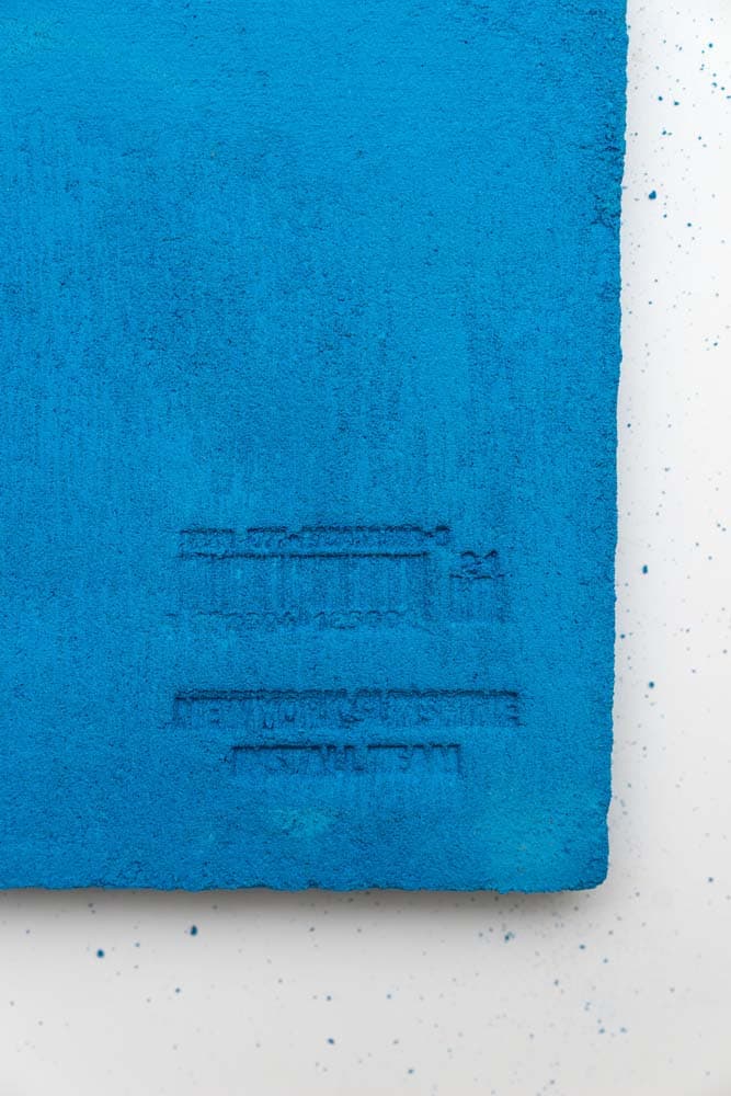 ブルー コンクリートで包み込んだ特別な HYPEBEAST Magazine Issue 21 が50部限定で発売決定 ハイプビースト 雑誌 マガジン