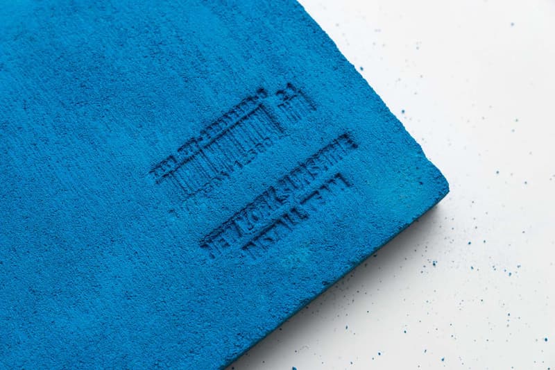 ブルー コンクリートで包み込んだ特別な HYPEBEAST Magazine Issue 21 が50部限定で発売決定 ハイプビースト 雑誌 マガジン 