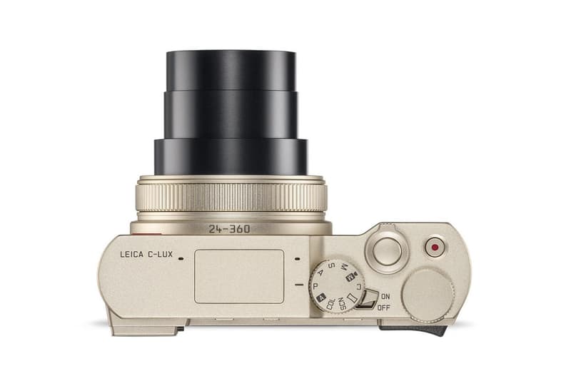 Leica が光学15倍ズームを搭載した最新コンパクトデジタルカメラ C-Lux を発表 ハイエンドな機能を備えたポケットサイズの高画質コンデジ 世界中の写真愛好家から熱い支持を集めるドイツの高級カメラメーカー「Leica(ライカ)」がコンパクトデジタルカメラの最新機種、C-Luxを発表した。 スピードと機能性にフォーカスした今モデルは、2000万画素の1型センサー、15倍の光学ズーム、4K動画撮影、タッチパネル式液晶モニターなどの高性能さが売りである。またWi-Fi/Bluetoothにも対応しているので、JPEGもしくはRAW形式で保存された画像を即座にスマートフォンに転送することも可能。ボディはライトゴールドとミッドナイトブルーの2色がラインアップされる。発売時期は7月を予定しており、価格は1050ドル(約11万5000円)となる模様だ。