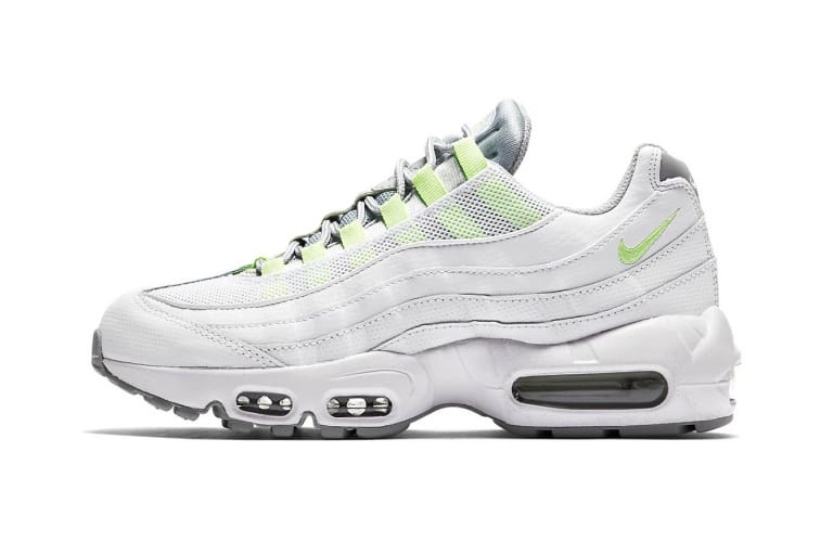 Nike Air Max 95 にナイトアウトで真価を発揮する新色 “Neon” が追加