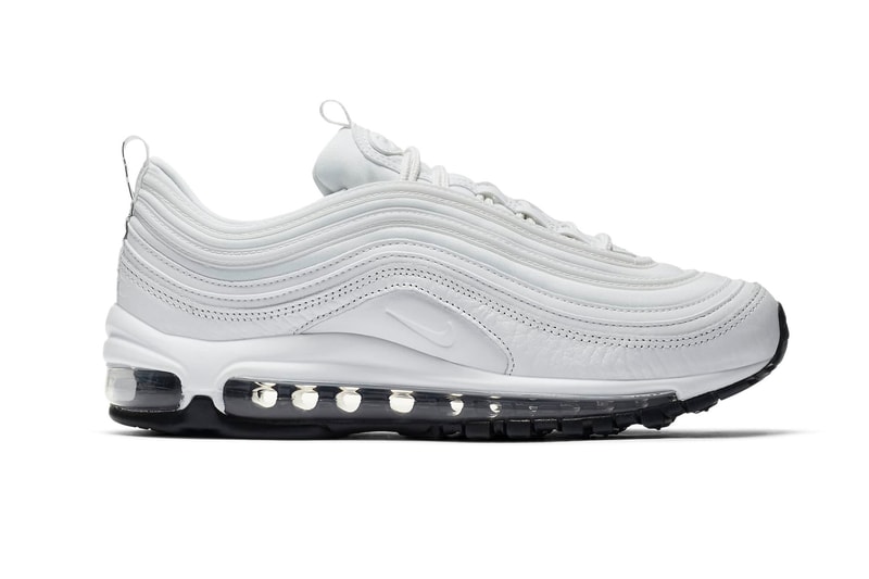 驚きの個性を隠した Nike Air Max 97 の新色モデル “Summit White” が登場 シルエットはそのままに3Mリフレクターをパイピングに搭載した1足が近々デビュー？ Nike ナイキ Air Max 97 ピュアホワイト ブラック 3Mリフレクター Summit White 6月中 HYPEBEAST ハイプビースト